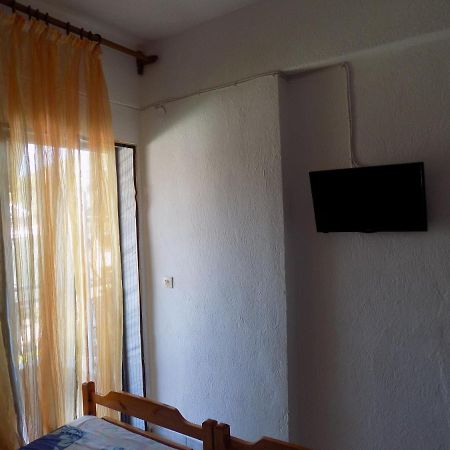 Dialekti Studios Toróni Kültér fotó