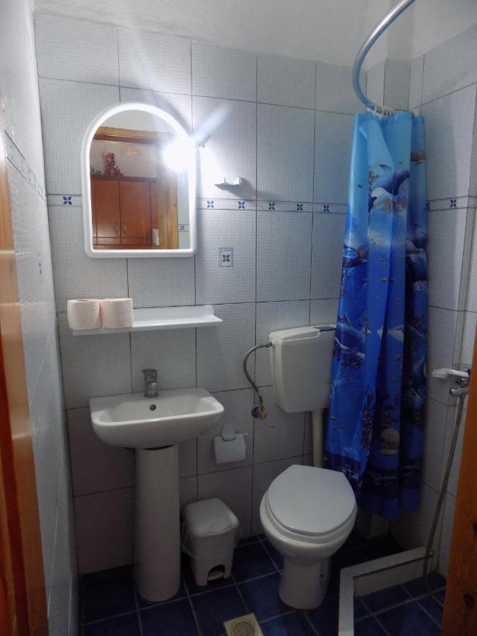 Dialekti Studios Toróni Kültér fotó
