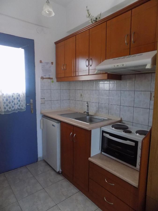 Dialekti Studios Toróni Kültér fotó